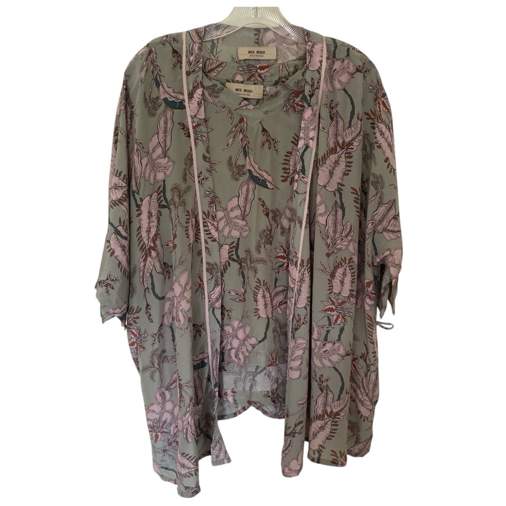 Mos Mosh Floral Kimono and Blouse Set